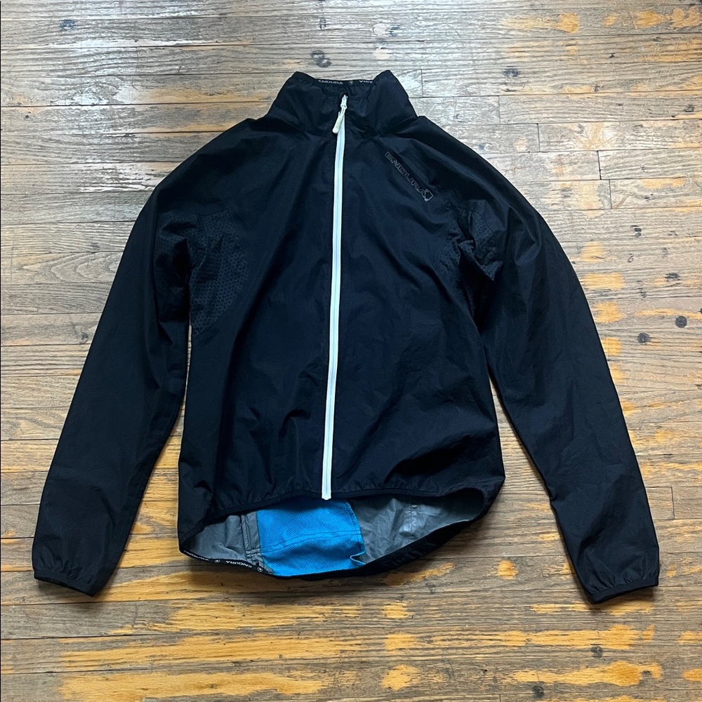 Endura Cycling Women’s Black Wind Proof Jacket Size Medium